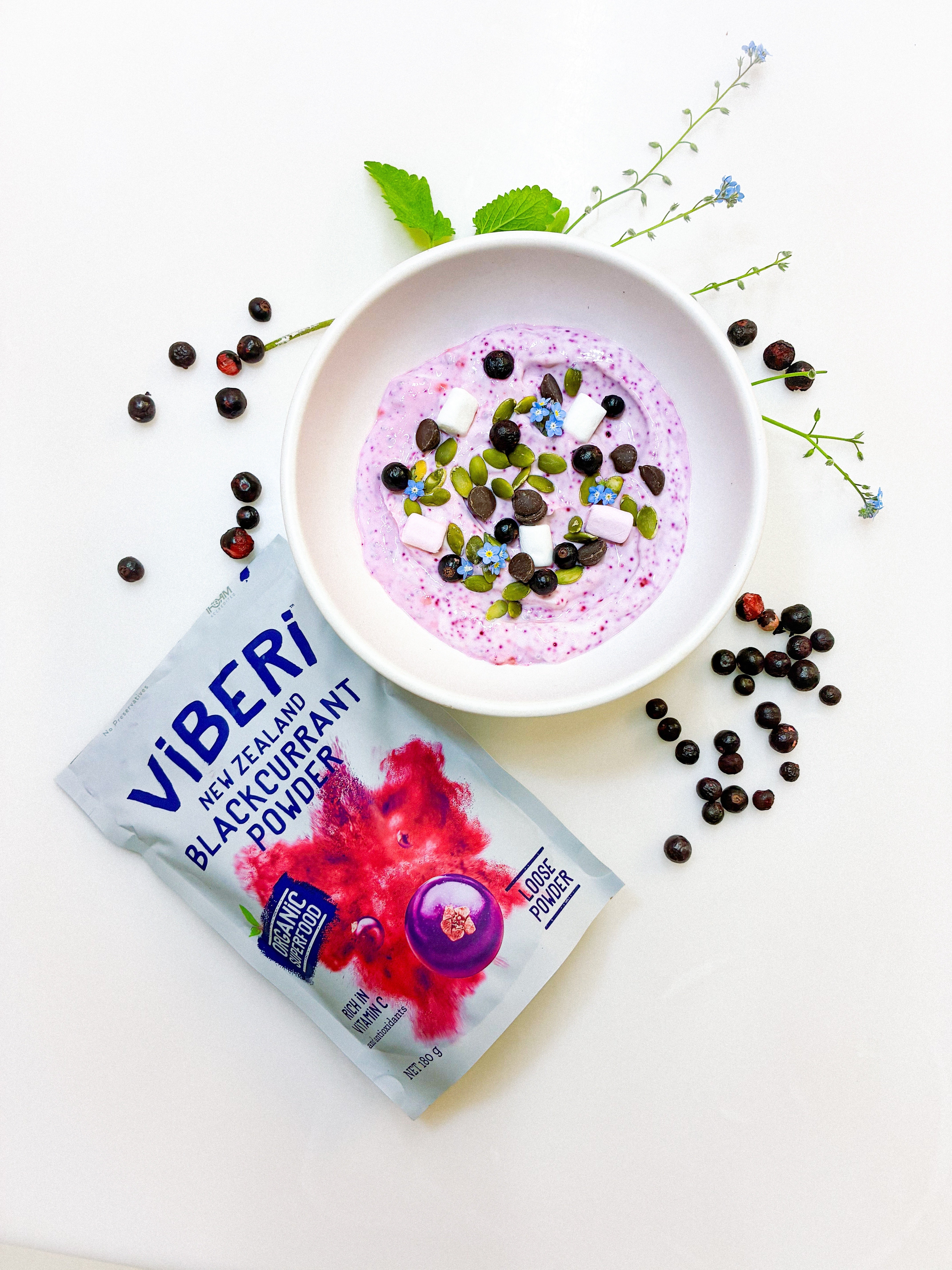 Ambrosia Yoghurt with Berry & Dark Chocolate
